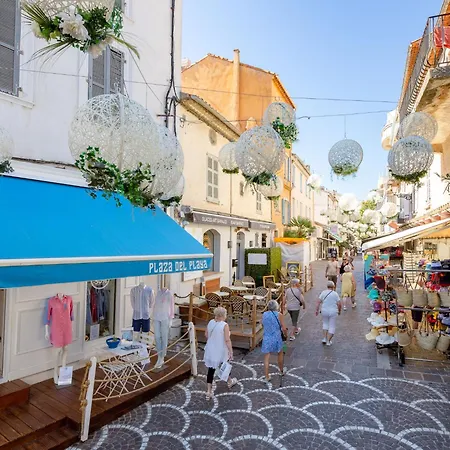 בית נופש Jolie By Interhome סן-מקסים